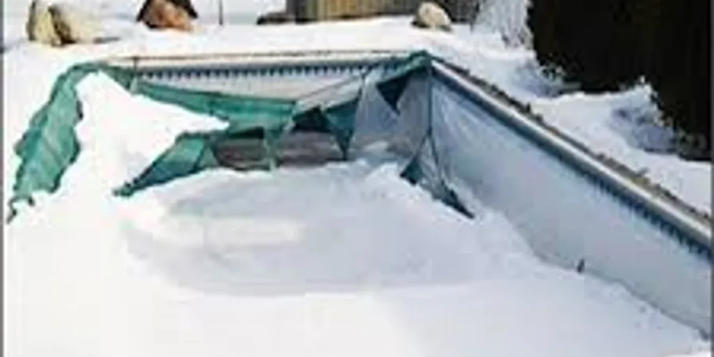Pool Safety Cover Winter Collapse in Cincinnati OH